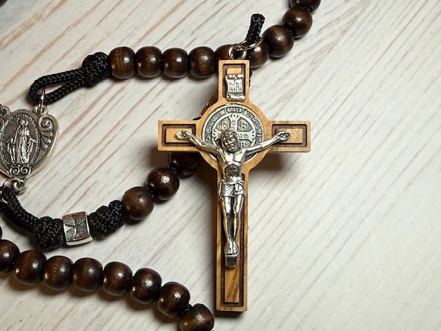 Dark Wood with Black Paracord